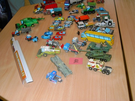 PAP�ROV� JARO PRAHA CHODOV 2009