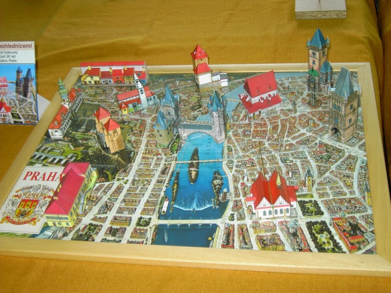 PAP�ROV� JARO PRAHA CHODOV 2009