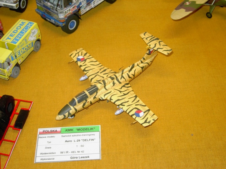 39565