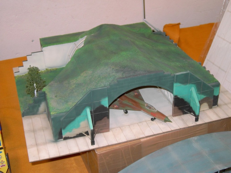 PAP�ROV� JARO PRAHA CHODOV 2009