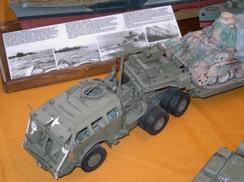 PAP�ROV� JARO PRAHA CHODOV 2009