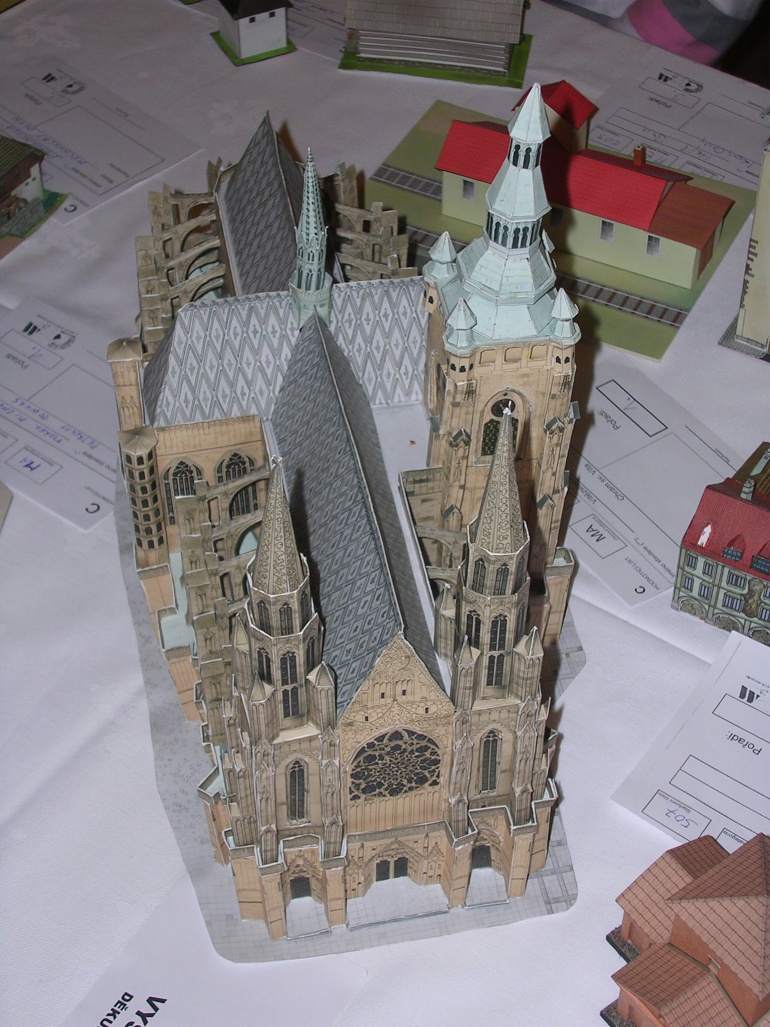 Pap�rov� kr�lovstv� 2011 Brno