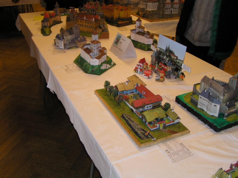 Pap�rov� kr�lovstv� Brno 2009