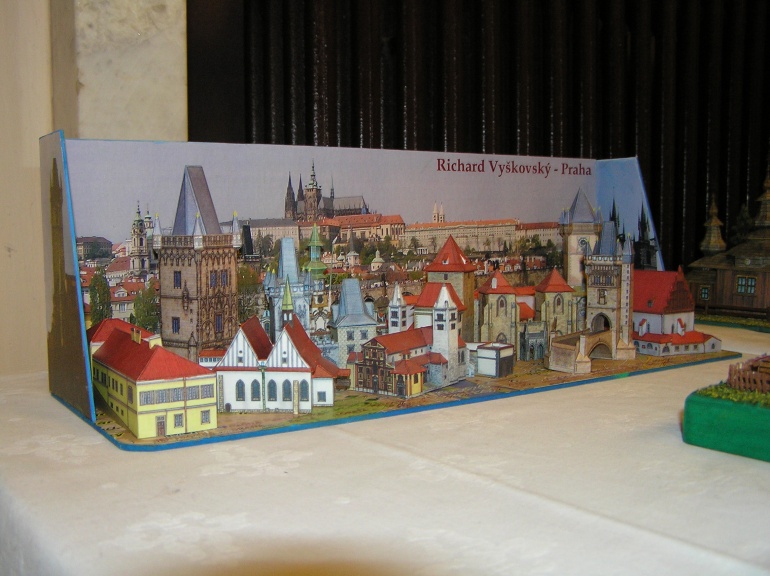 Pap�rov� kr�lovstv� Brno 2009