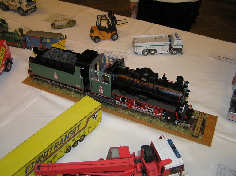 Pap�rov� kr�lovstv� Brno 2009