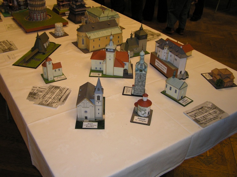 Pap�rov� kr�lovstv� Brno 2009