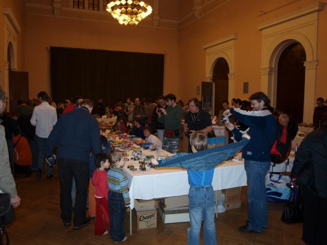 Pap�rov� kr�lovstv� Brno 2010