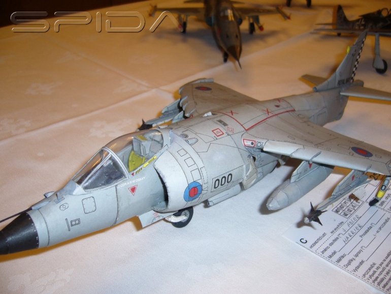 Pap�rov� Kr�lovstv� Brno 2008
