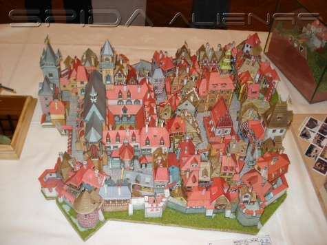 Pap�rov� Kr�lovstv� Brno 2008
