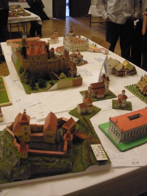 Pap�rov� Kr�lovstv� Brno 2010