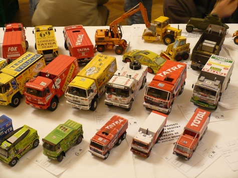 Pap�rov� kr�lovstv� Brno 2011