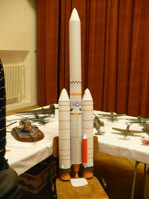 Pap�rov� kr�lovstv� Brno 2011