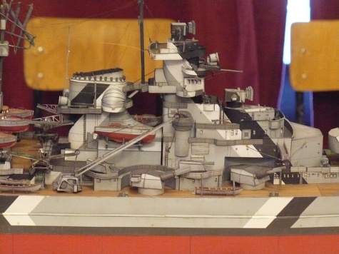 Pap�rov� kr�lovstv� Brno 2011