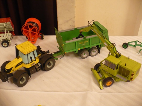Pap�rov� kr�lovstv� Brno 2011
