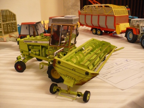 Pap�rov� kr�lovstv� Brno 2011