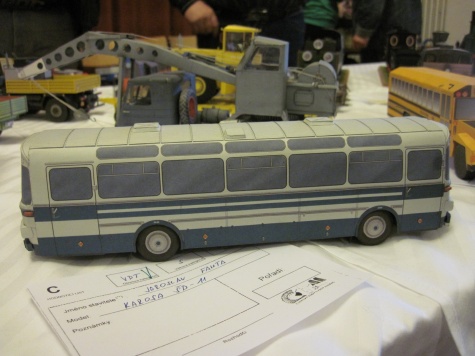 Pap�rov� kr�lovstv� Brno 2012