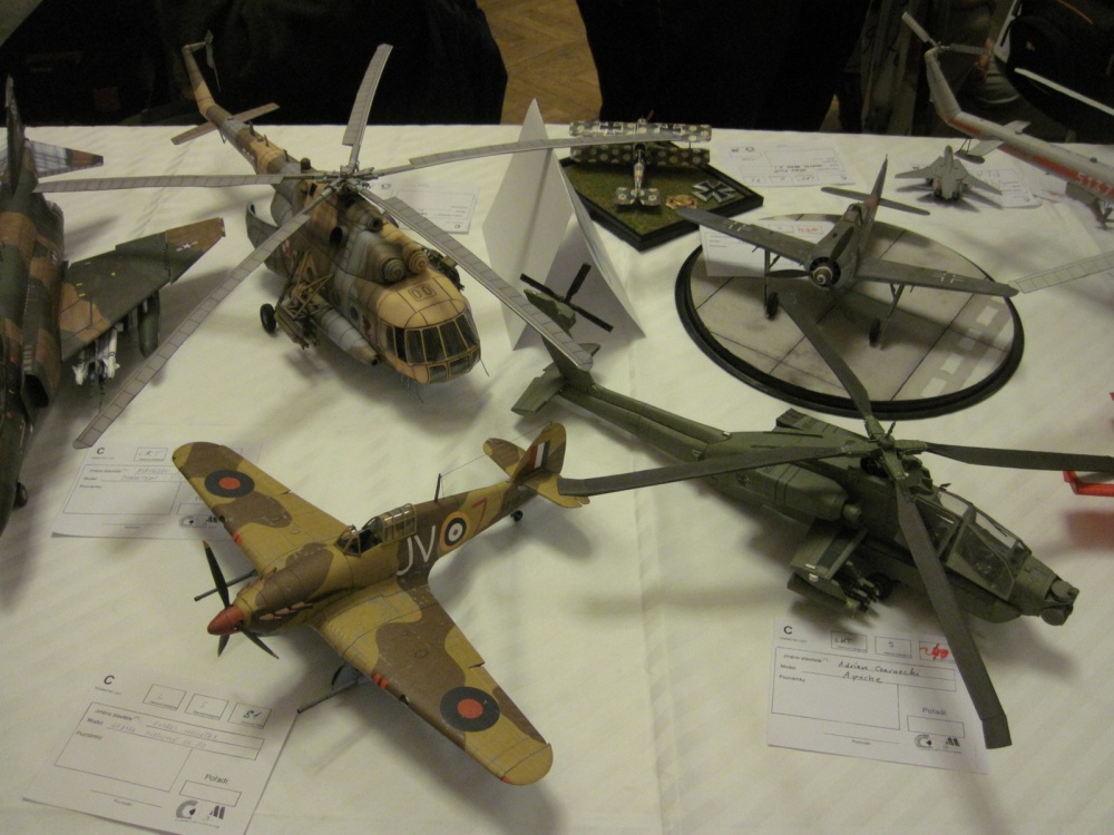 Pap�rov� kr�lovstv� Brno 2012