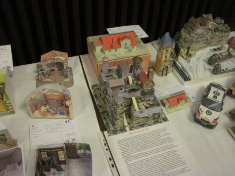 Pap�rov� kr�lovstv� Brno 2012
