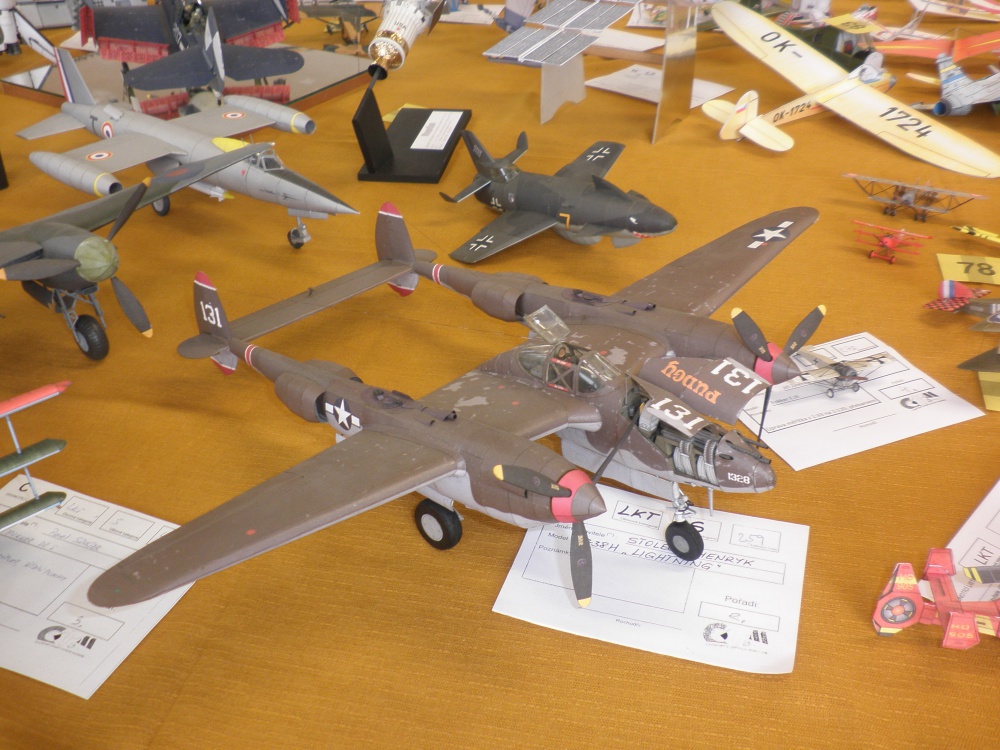 Pap�rov� jaro Chodov 2014