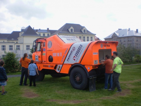 Pap�rov� patl�k - Lomnice nad Popelkou 7. - 9. 6. 2013