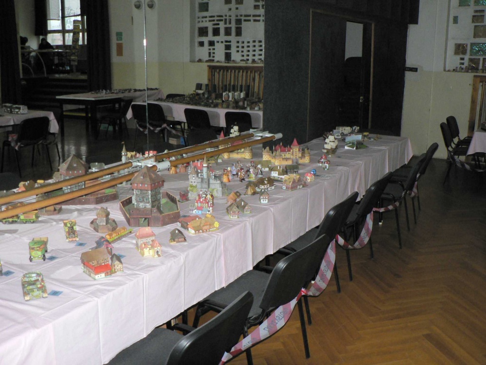 Pap�rov� velbloud 2011