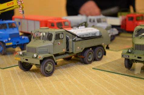 Pap�r show Ostrava 2015