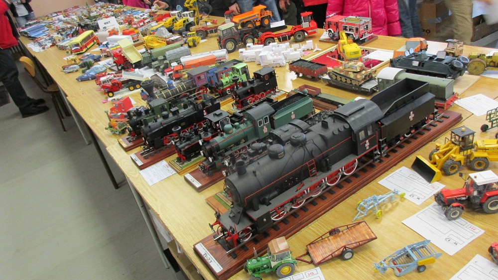 Pap�r show Ostrava - 2016