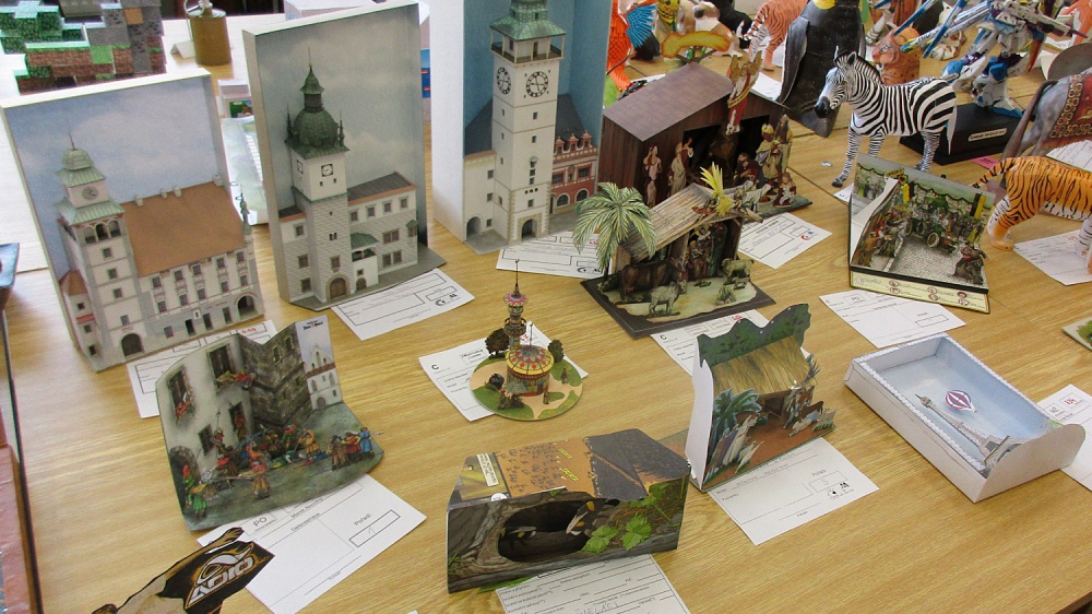 Pap�r show Ostrava - 2016