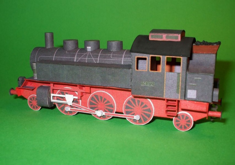 Parní lokomotiva BR-64 (Plná velikost v novém okně) Parní lokomotiva BR-64