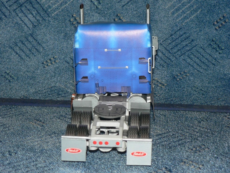 Peterbilt (Plná velikost v novém okně) Peterbilt