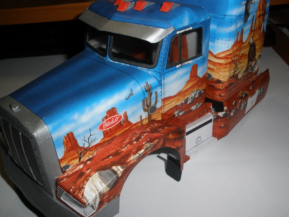 PETERBILT 377 A/E (Plná velikost v novém okně) PETERBILT 377 A/E
