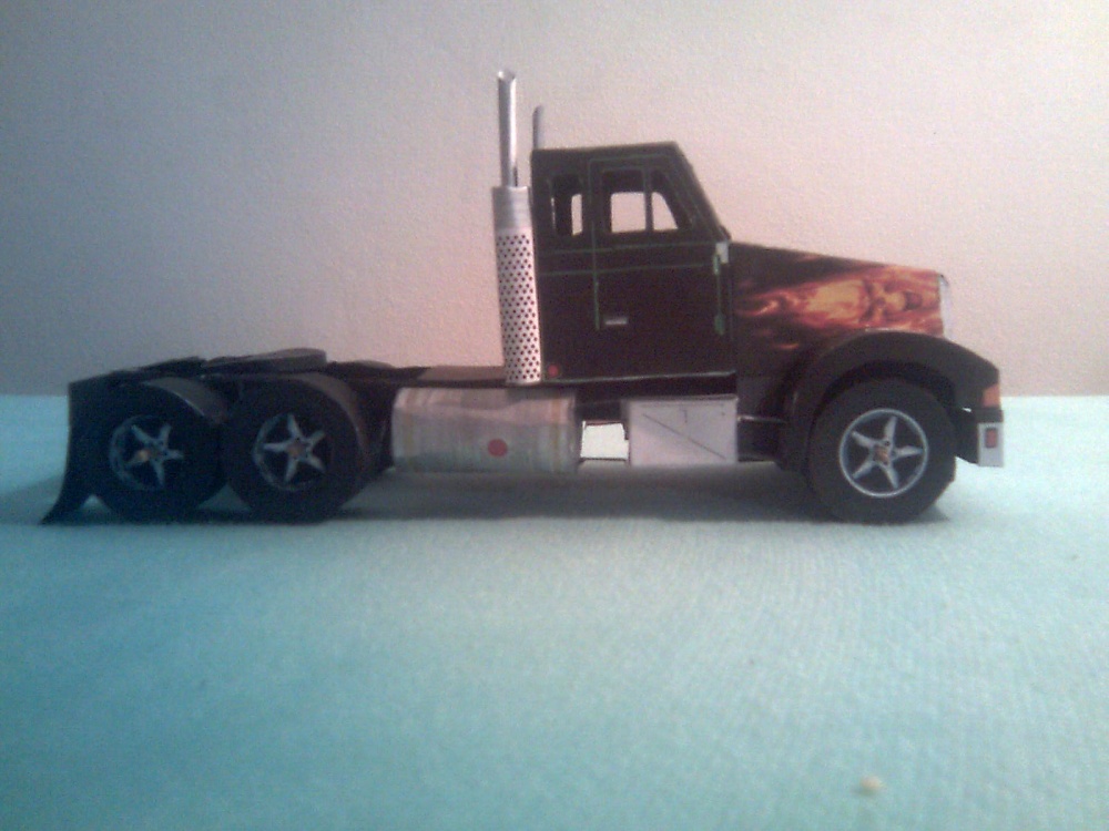 Peterbilt tuning z ABC (Plná velikost v novém okně) Peterbilt tuning z ABC