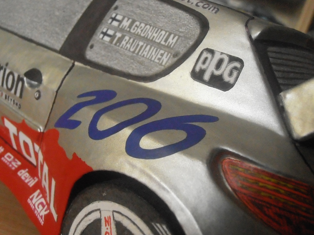 Peugeot 206 WRC (Plná velikost v novém okně) Peugeot 206 WRC