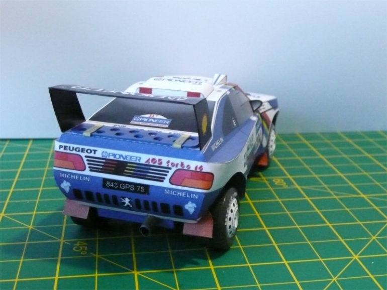 Peugeot 405 T16 (Plná velikost v novém okně) Peugeot 405 T16