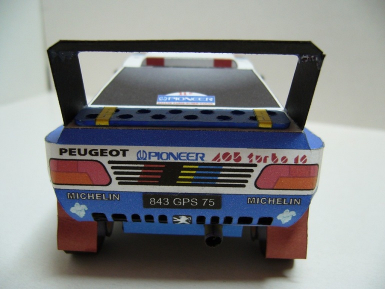 Peugeot 405 T16 (Plná velikost v novém okně) Peugeot 405 T16