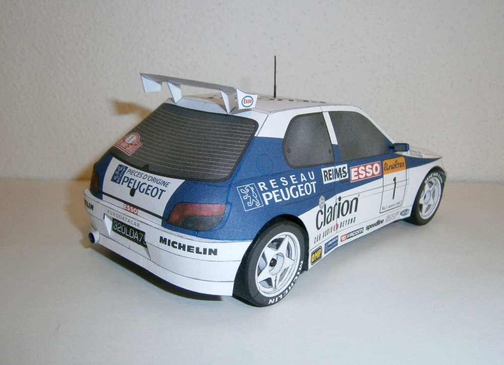 Peugeot 306 Maxi (Plná velikost v novém okně) Peugeot 306 Maxi
