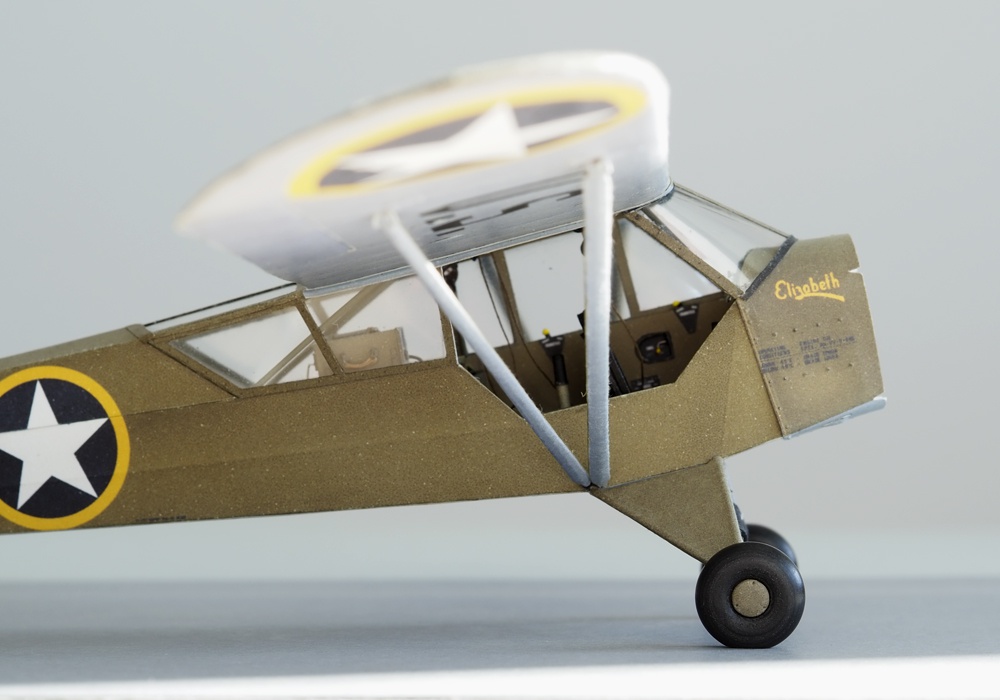 Piper L-4A (Plná velikost v novém okně) Piper L-4A