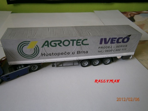Plachtový návěs k modelu Iveco Eurostar Plachtový návěs k modelu Iveco Eurostar