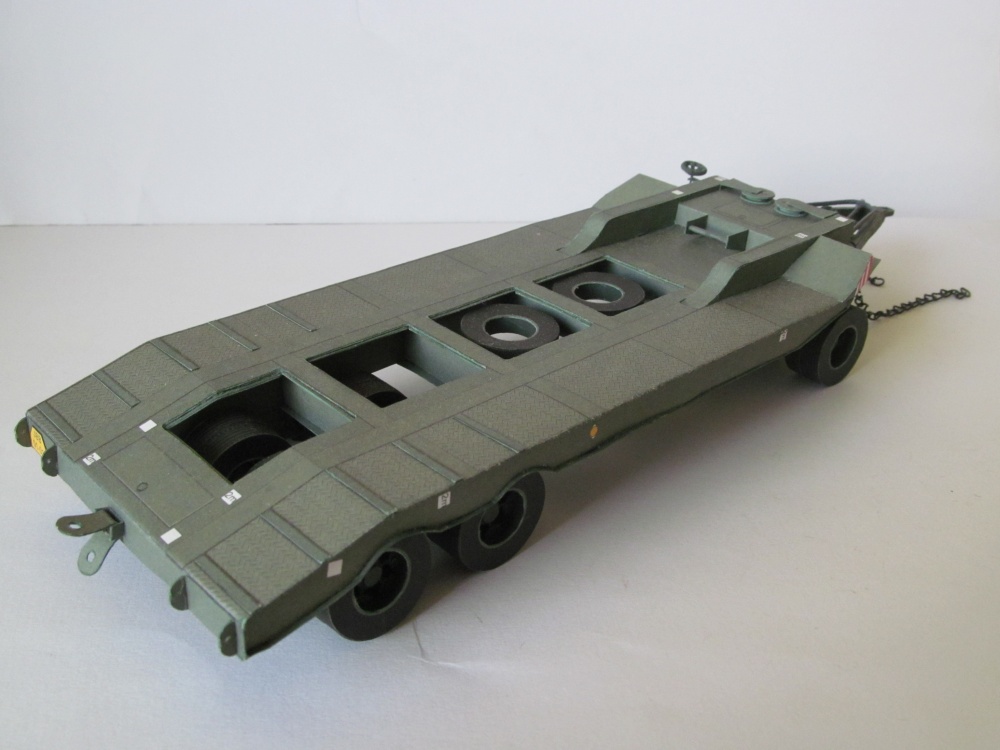 Podvalník TRANSPORTA P-32 (Plná velikost v novém okně) Podvalník TRANSPORTA P-32