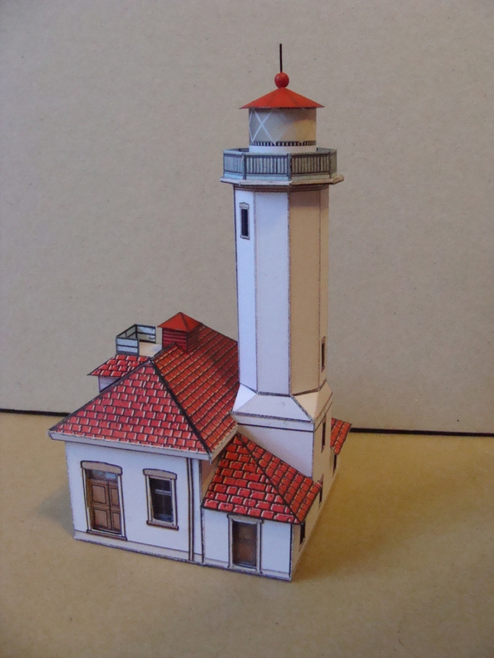 Point Wilson Lighthouse (Plná velikost v novém okně) Point Wilson Lighthouse