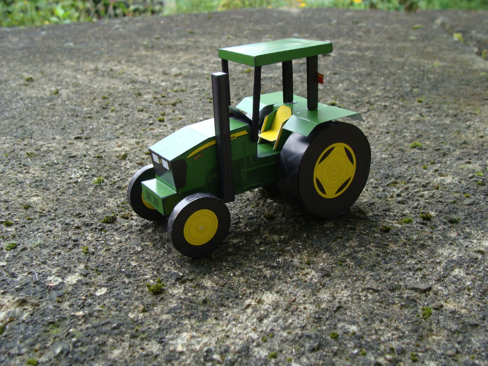 352935