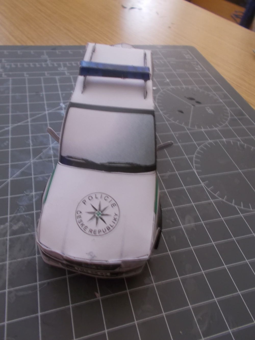 Policejní auto (Plnďż˝ velikost v novďż˝m oknďż˝) Policejní auto