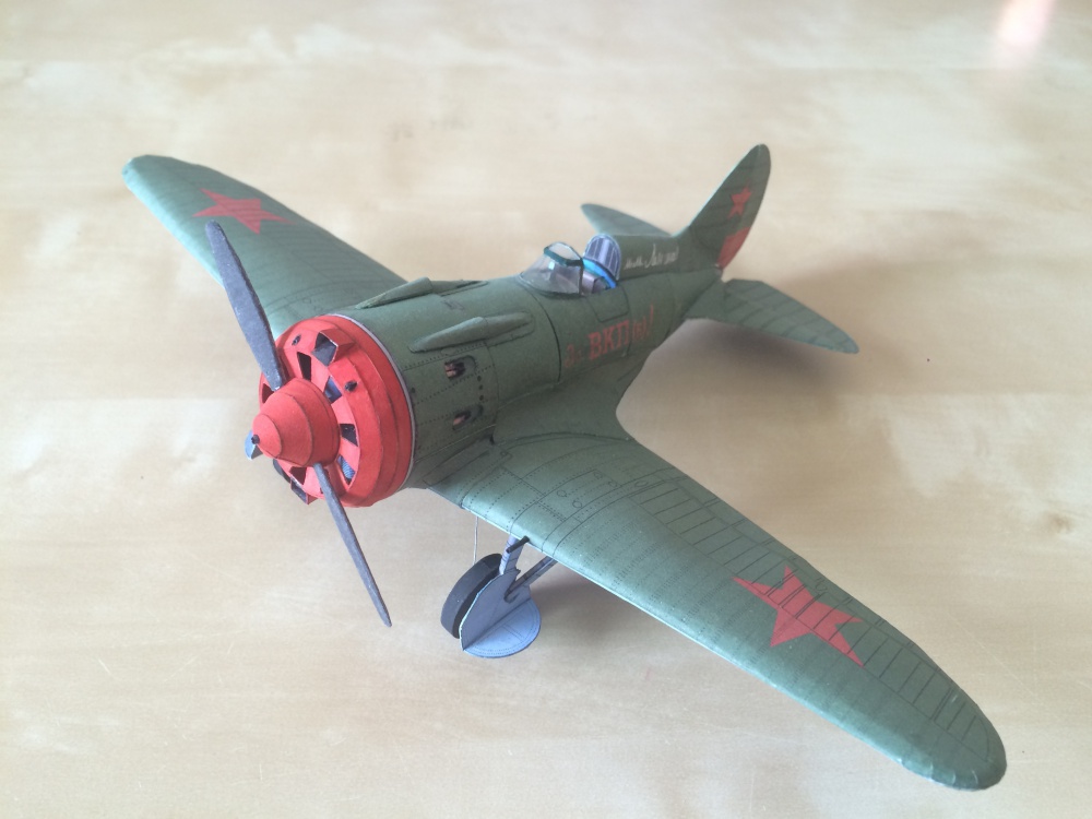 Polikarpov I-16 type 10 (Plná velikost v novém okně) Polikarpov I-16 type 10
