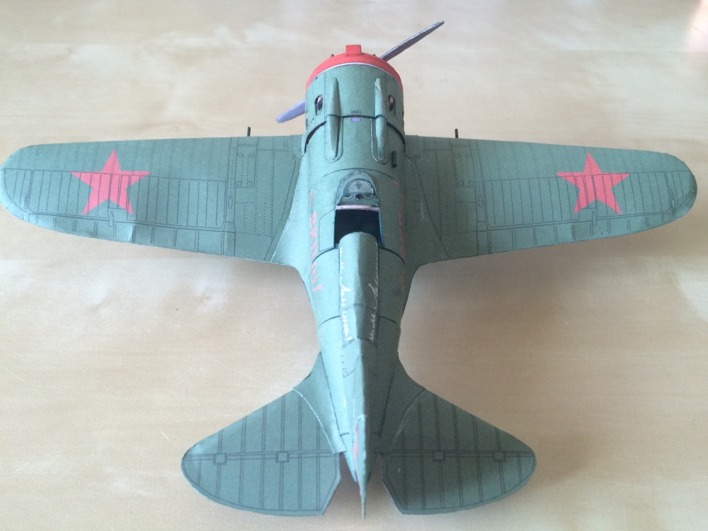Polikarpov I-16 type 10 (Plná velikost v novém okně) Polikarpov I-16 type 10