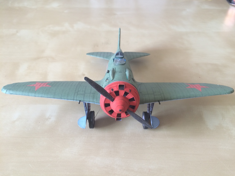Polikarpov I-16 type 10 (Plná velikost v novém okně) Polikarpov I-16 type 10