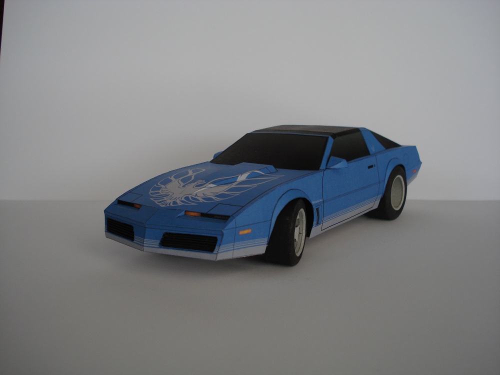 Pontiac Trans Am (Plná velikost v novém okně) Pontiac Trans Am