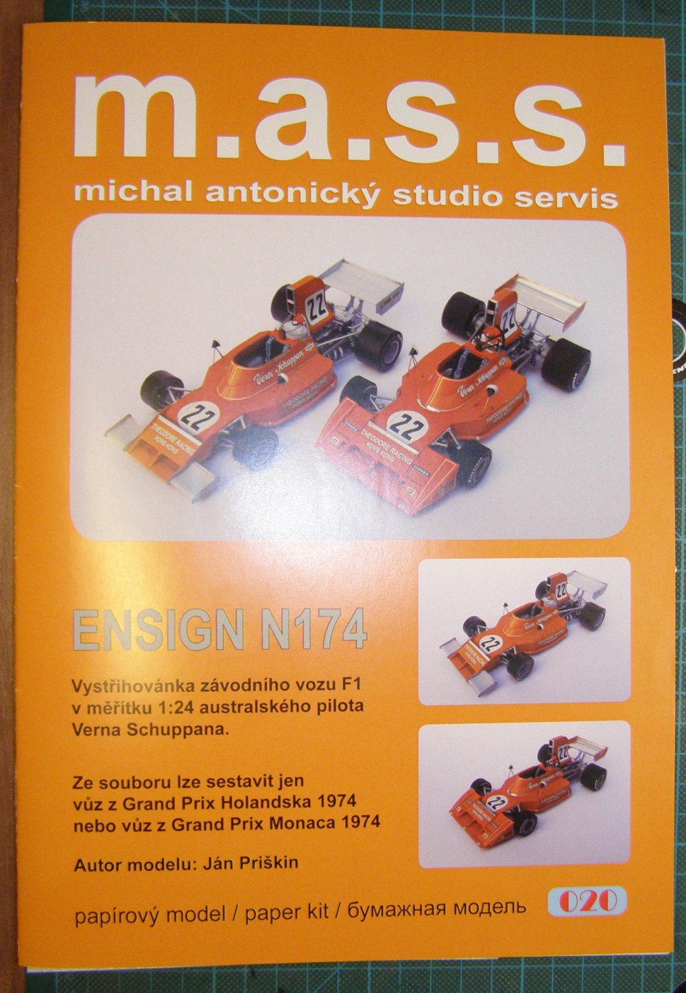 Pracovna (Plná velikost v novém okně) Pracovna