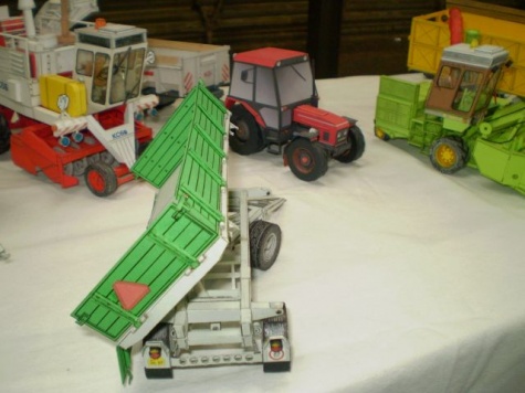 Prad�de�k�v traktor 2009 ��slav 