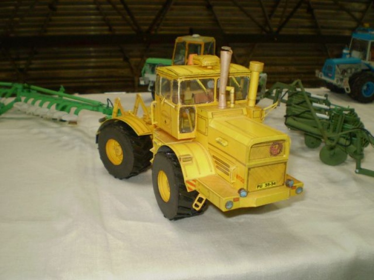 Prad�de�k�v traktor 2009 ��slav 