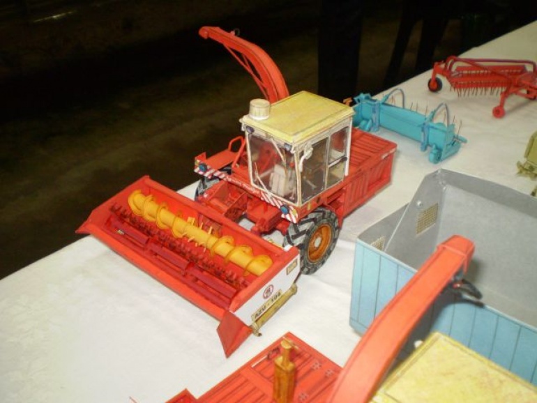 Prad�de�k�v traktor 2009 ��slav 